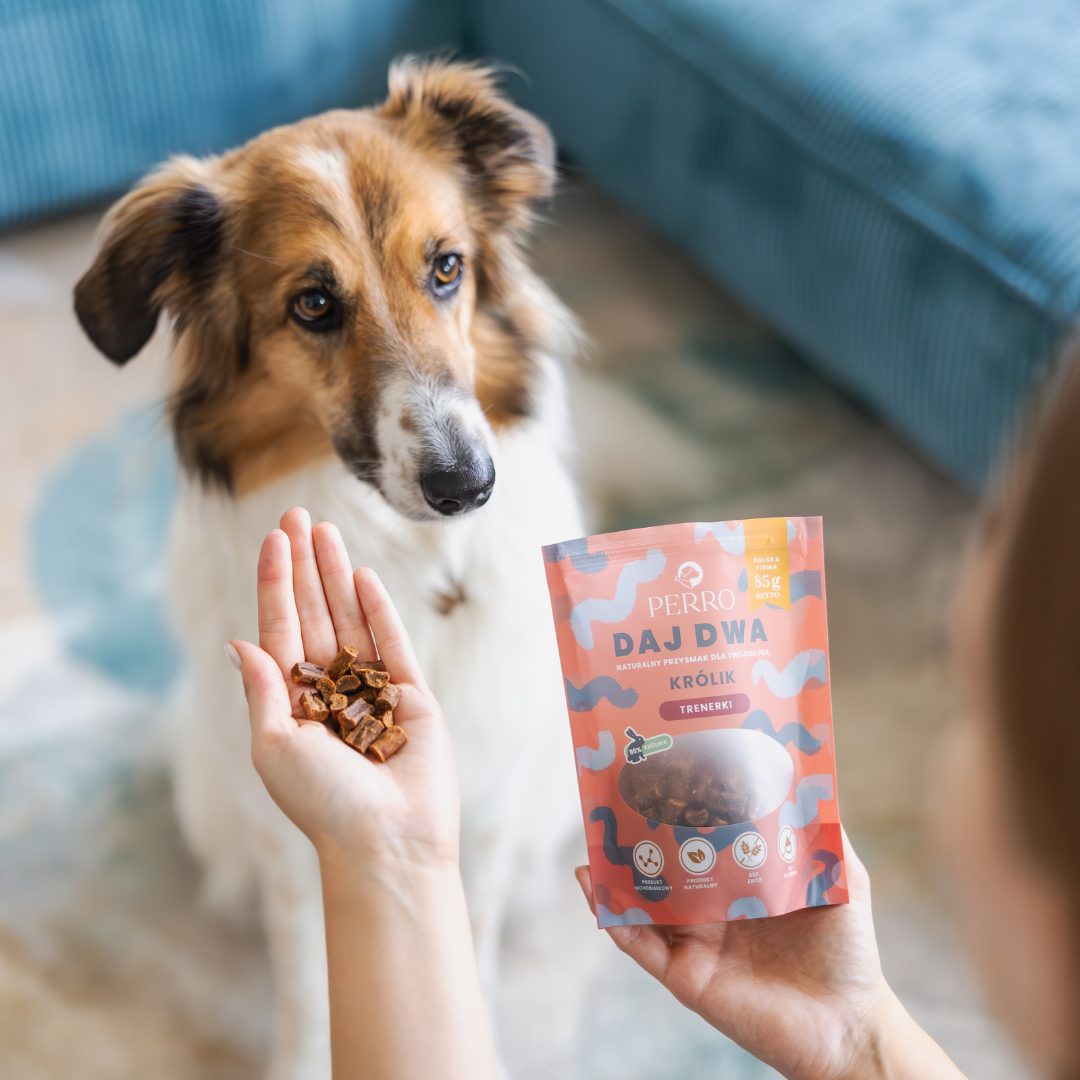Perro DAJ DWA Królik Trenerki 85g - obrazek 2